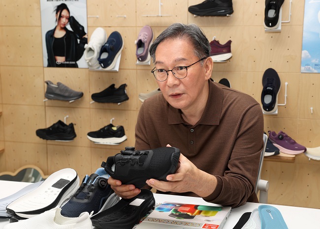 안영환 클라우드제로 대표, 37년 슈즈 노하우 담아 본격 전개 27-Image